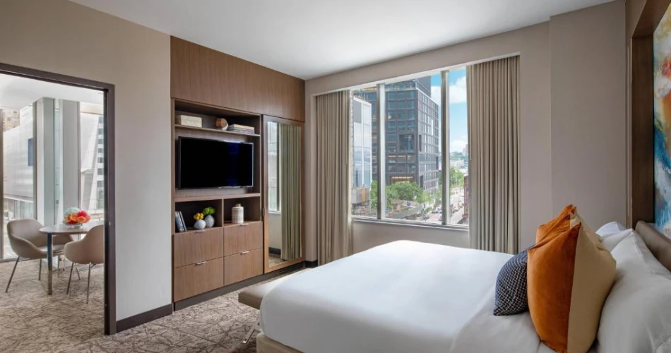 The Best Hotel Near Jacob Javits Convention Center for Every Traveler
